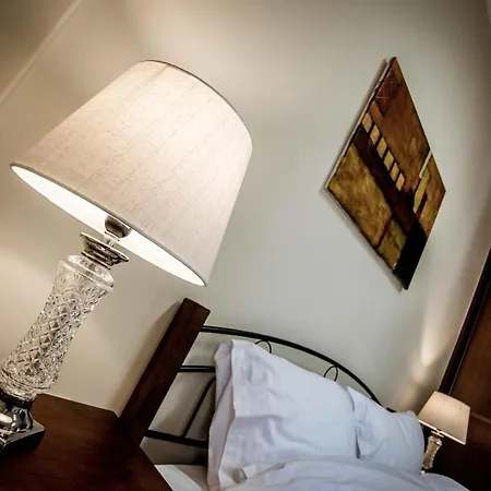 Cozy Flat In Apartment *