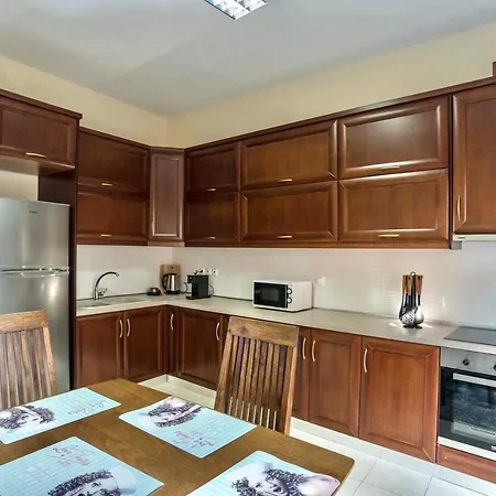 Cozy Flat In