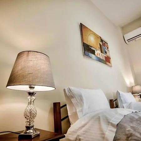 Cozy Flat In Edessa