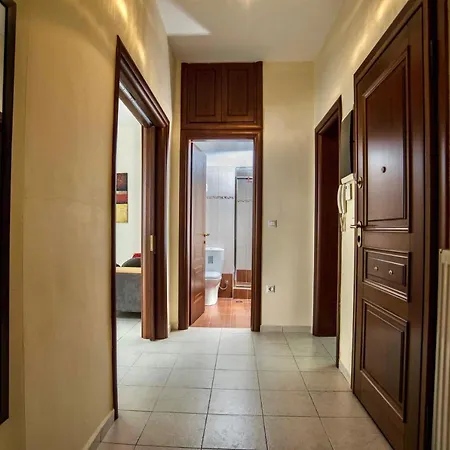 Cozy Flat In Apartment Edessa